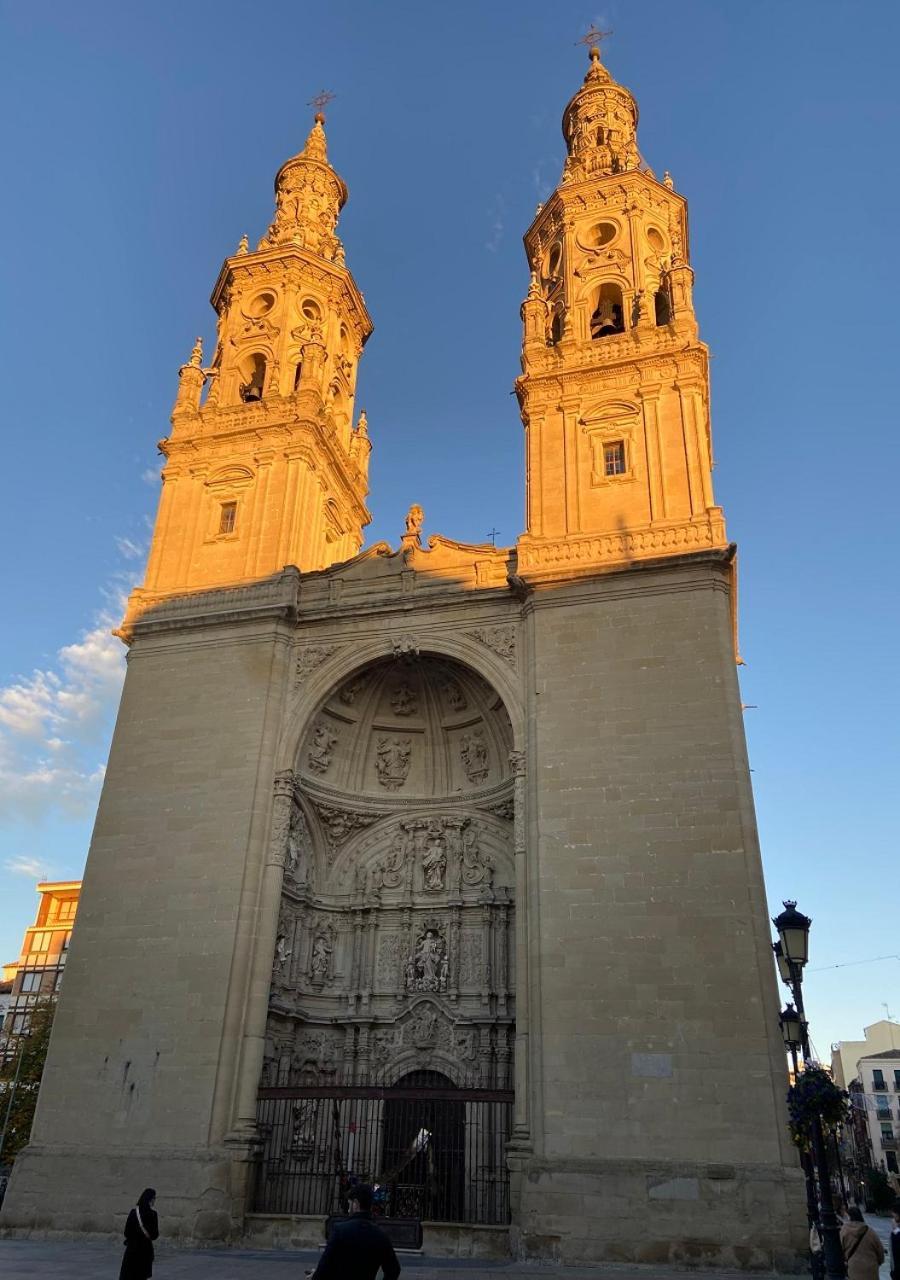 Alojamiento En Pleno Centro Con Wifi Y Aire Acondicionado Logroño Extérieur photo